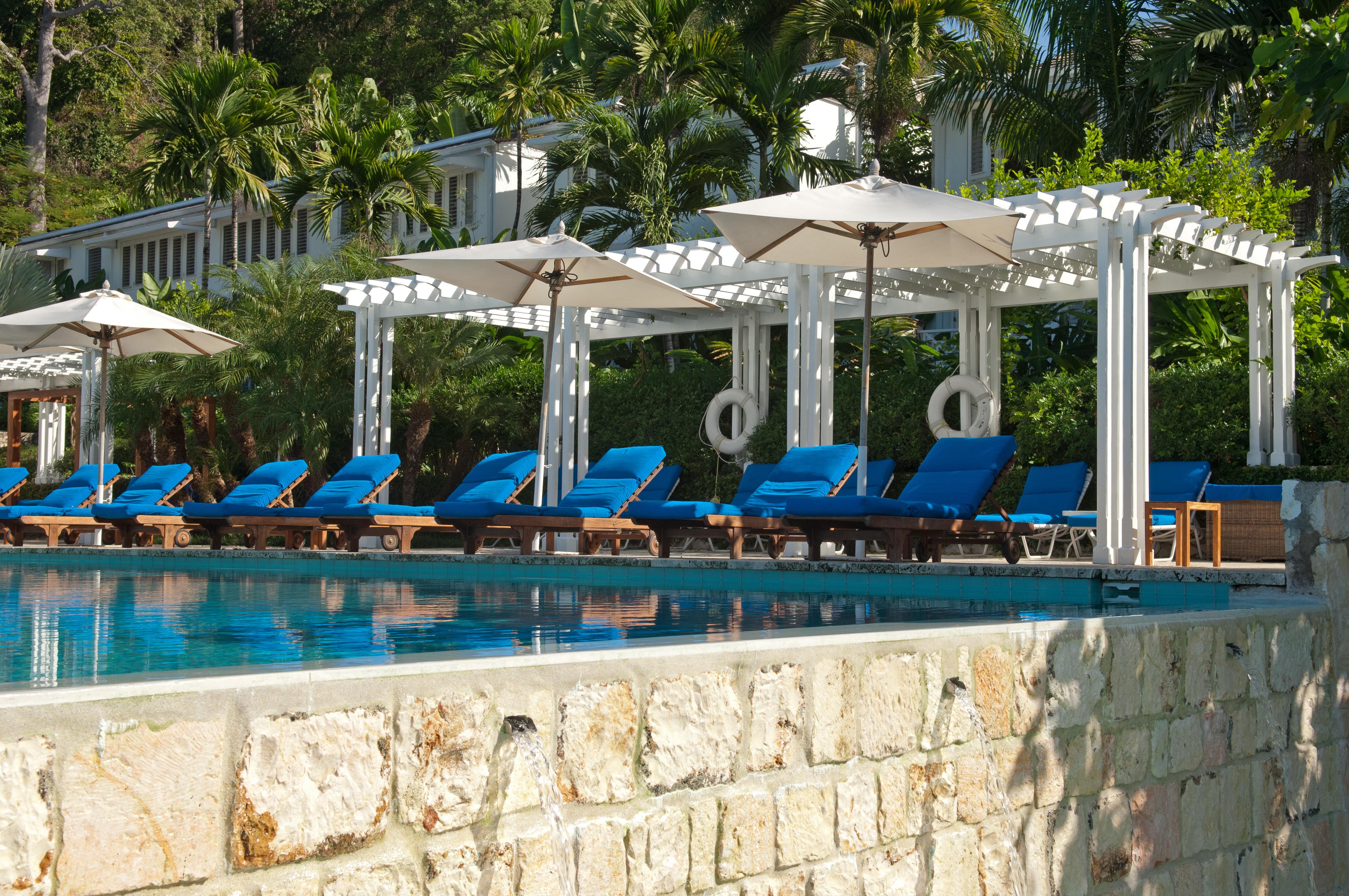 Round Hill & Resort 5*