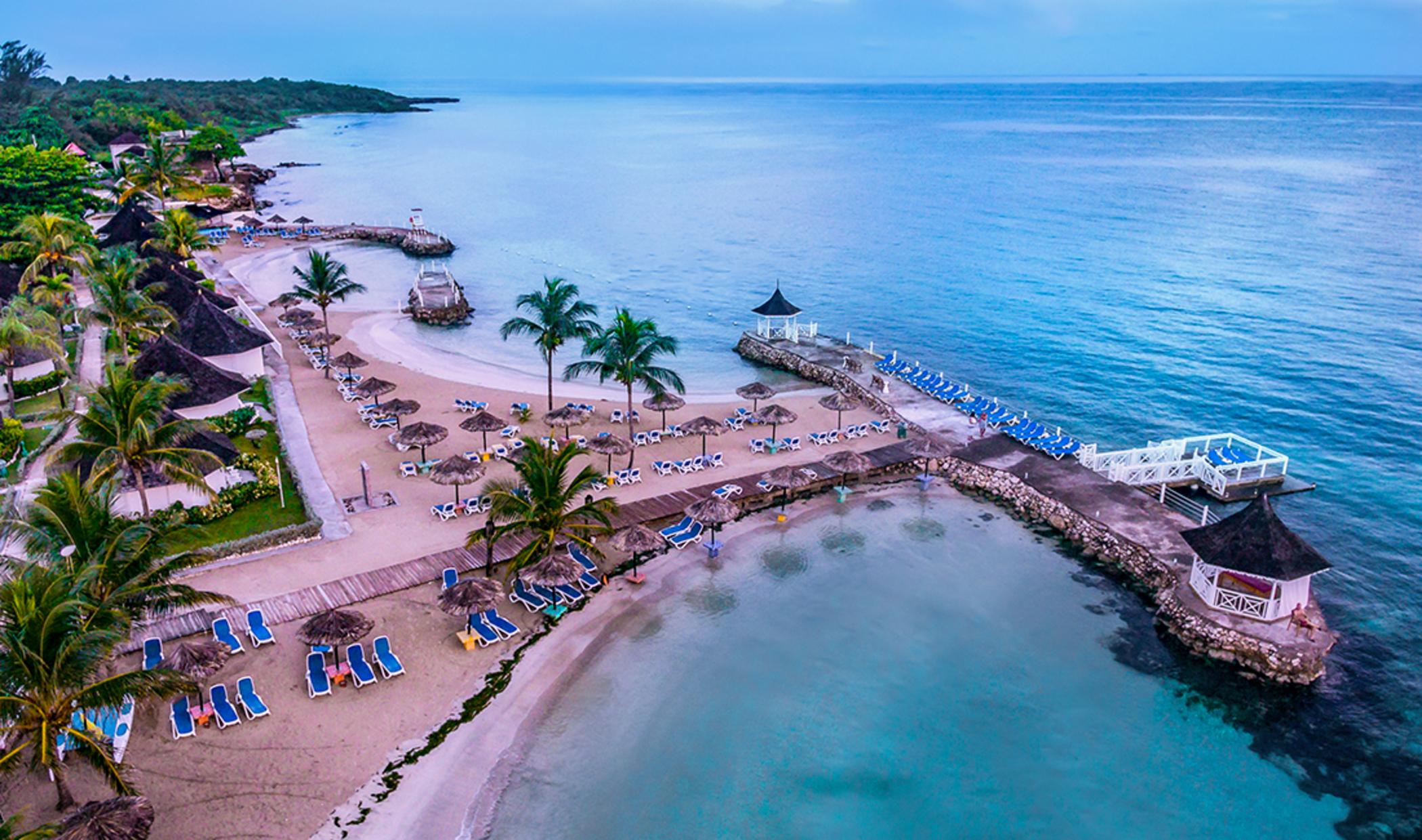 Decameron Club Caribbean Runaway Bay, Ramada Resort