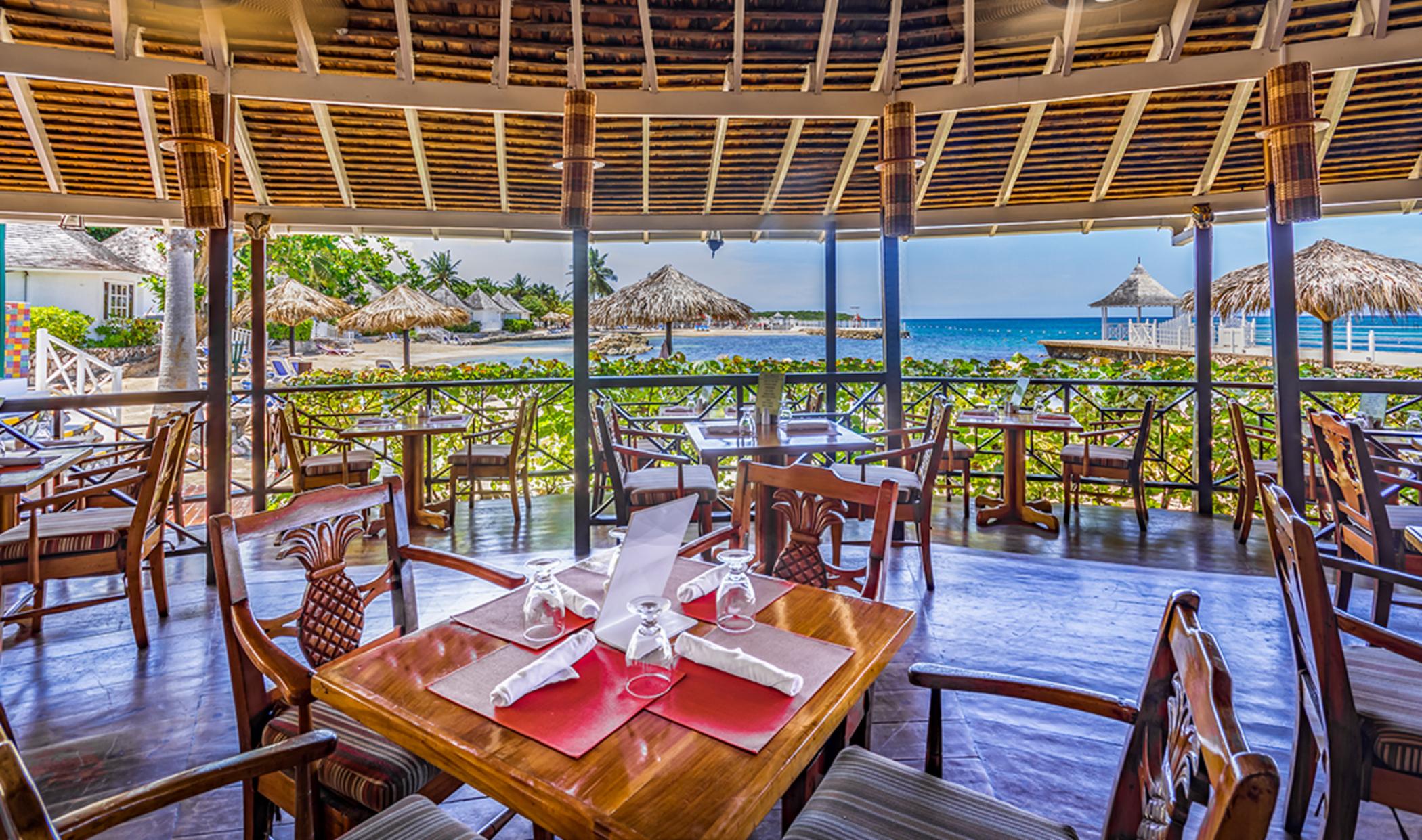 Decameron Club Caribbean Runaway Bay, Ramada 3*