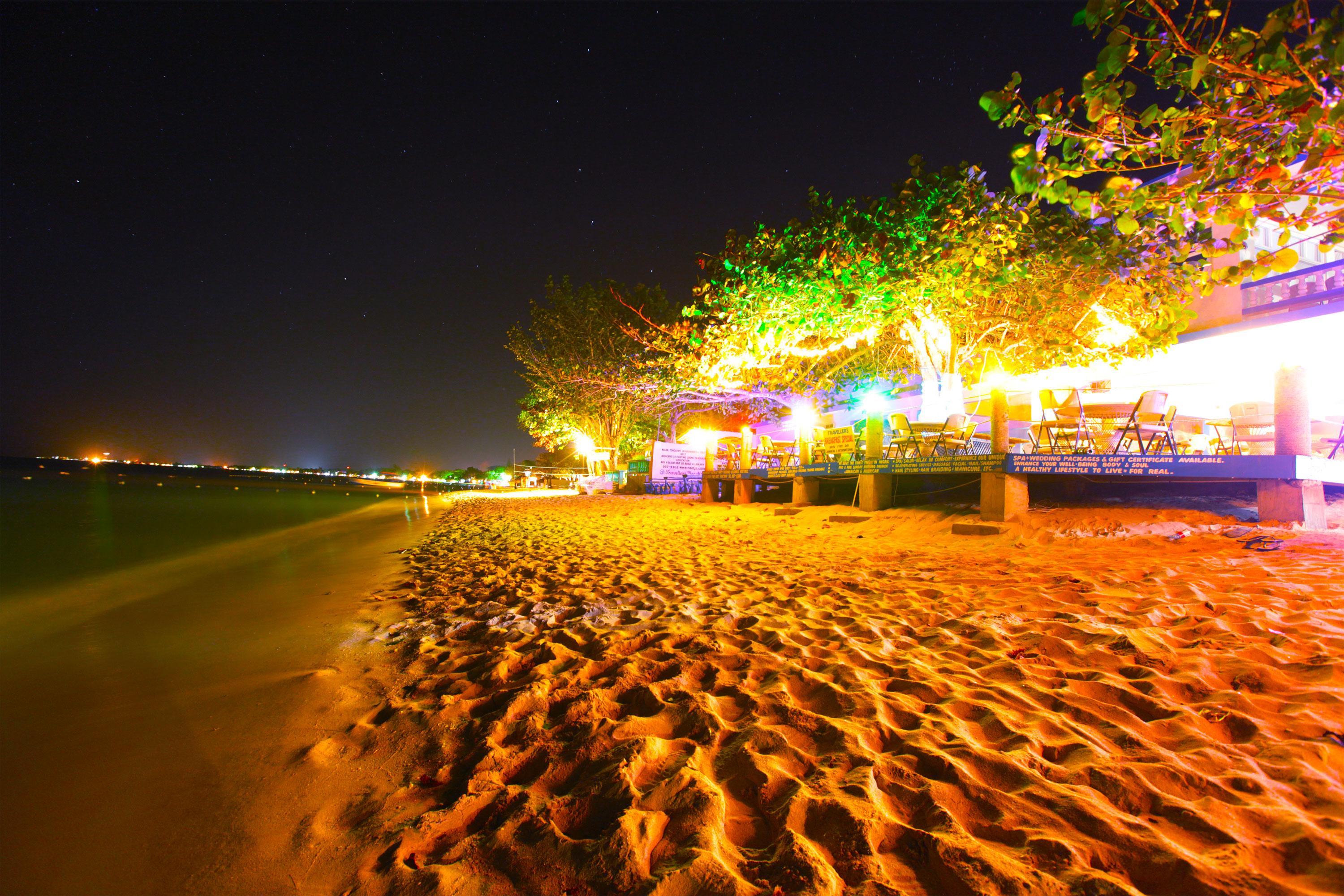 Travellers Resort 3*