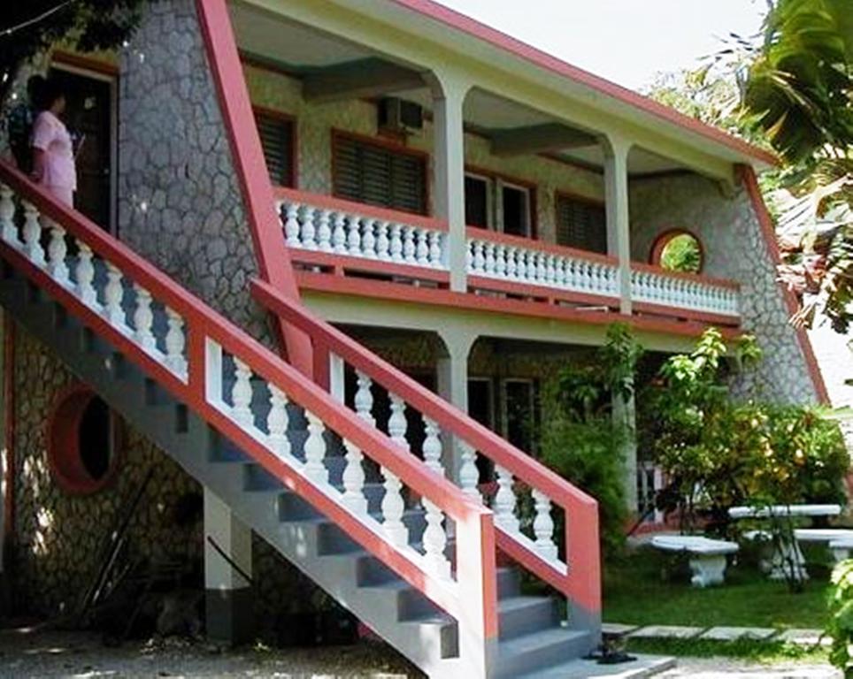 Golden Sunset Villas Negril