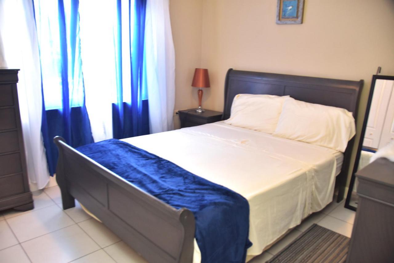 The President 5 Minutes To Devon House 4 Waterloo Avenue Bed & Breakfast Kingston
