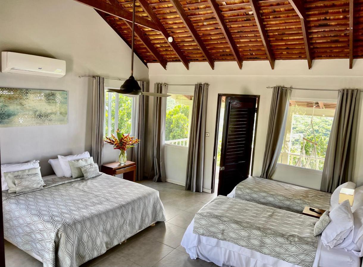 Waterfield Villa *