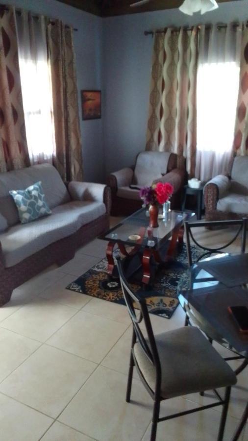 Harmony La Vista Ferienhaus Runaway Bay