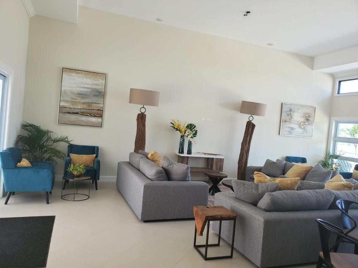 Holiday park Mcnificent Royal Manor Lucea