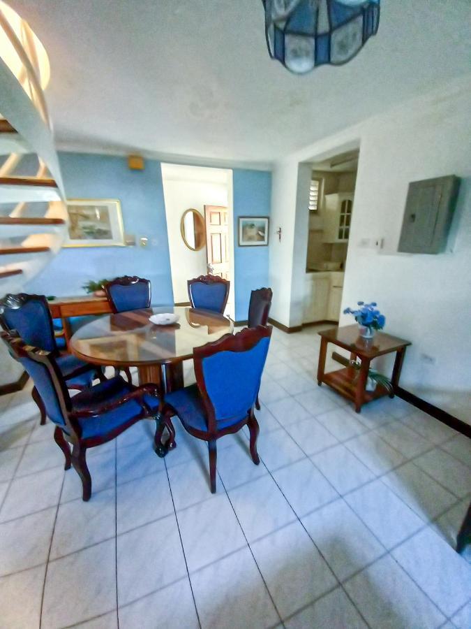 Dunn's At Sandcastles Apartment *