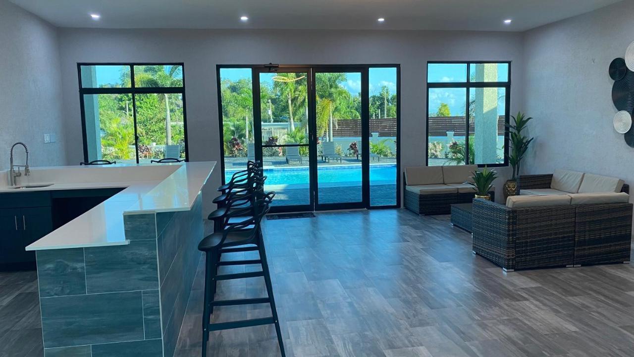 The Roseville * Ocho Rios