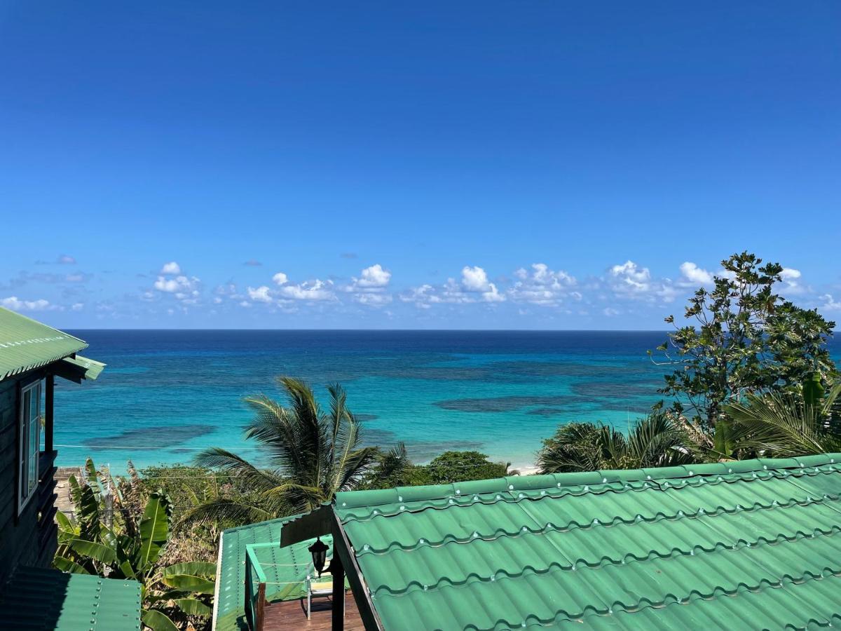 Rasta - Ocean View Bungalows *
