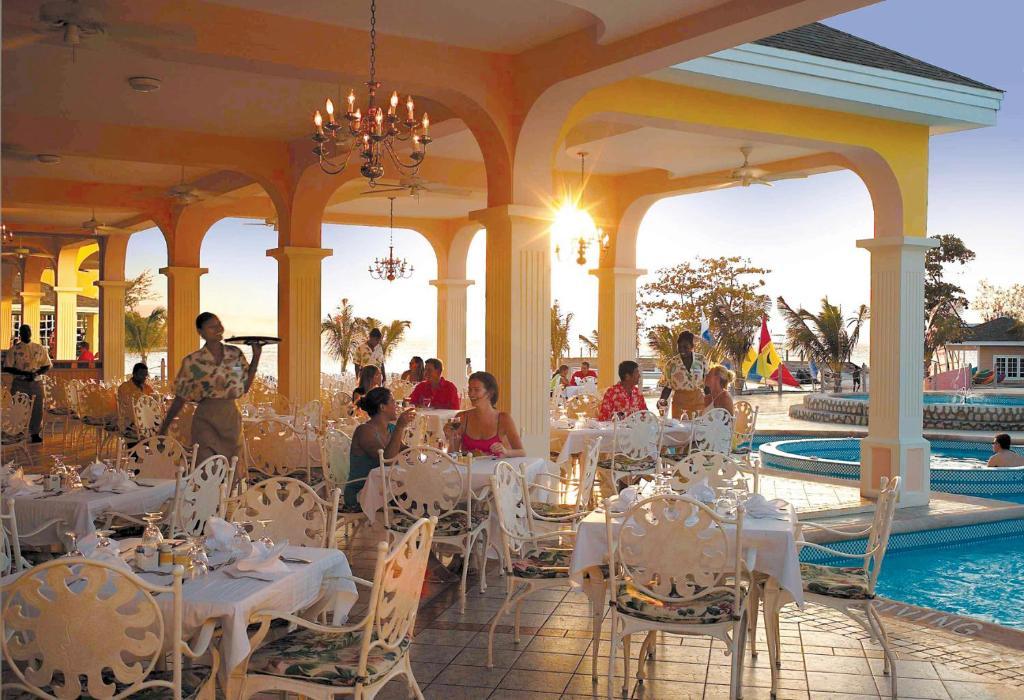 Decameron Club Caribbean Runaway Bay, Ramada 3* Runaway Bay