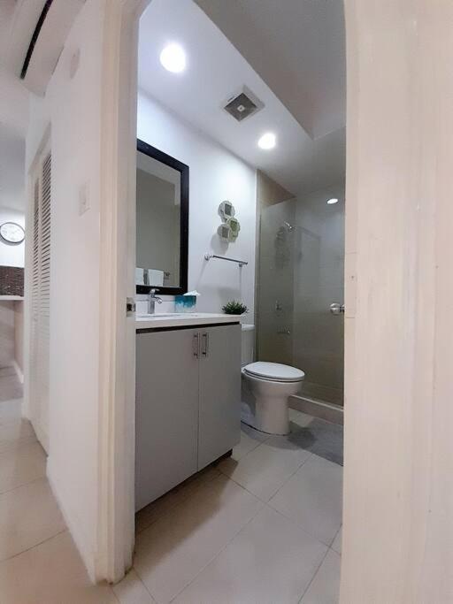 Apartment Choose To Be Happy At Brompton Estates - One And Two Bedroom With Pool Kingston