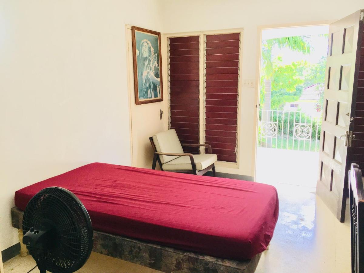 Guest house African Symbol Montego Bay
