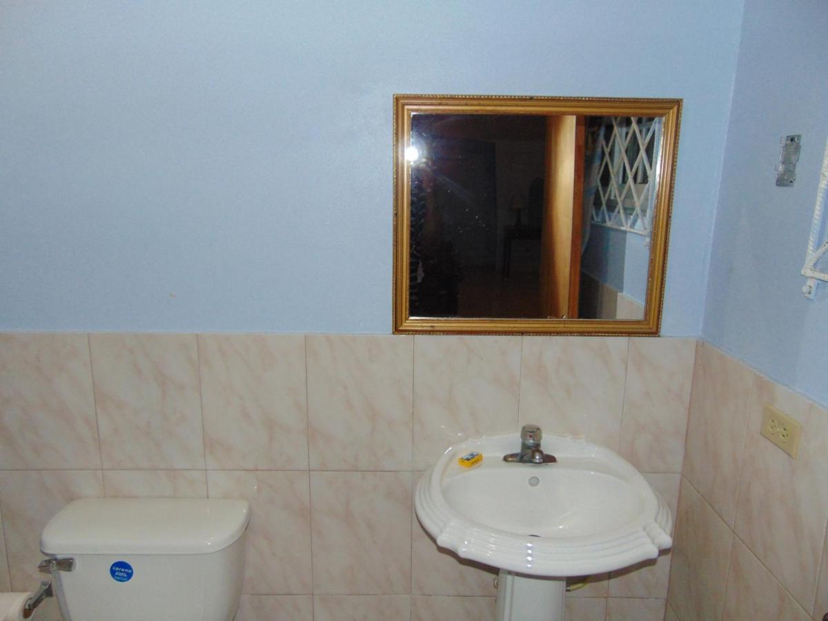 Hotel Tropical Manor - 2*