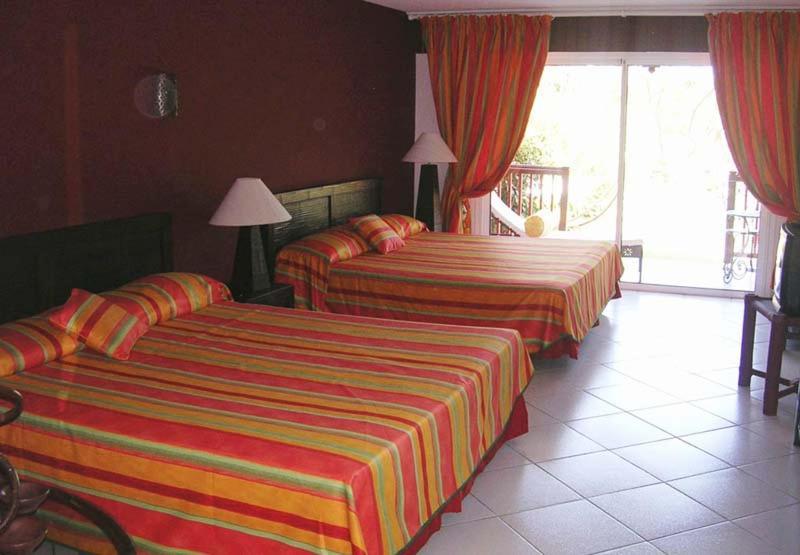 Tropical Manor -
