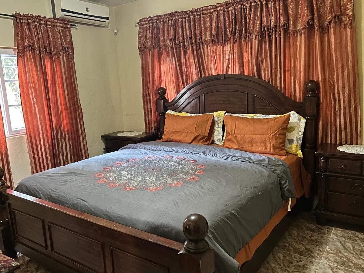 Dancehall Hostel