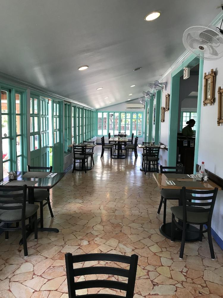 Toby's 3* Montego Bay