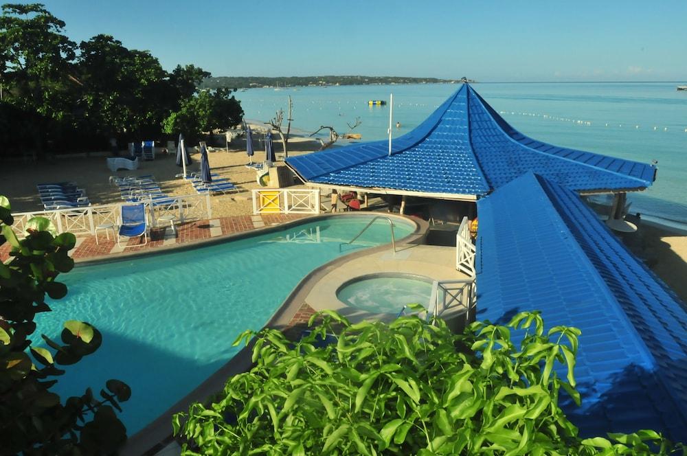 Treehouse Negril