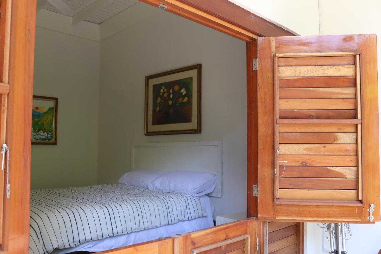 Gordon Town Kotch Hostel