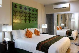 R Hotel 4*