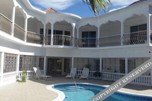 Chateau De La Rose Hotel 3*