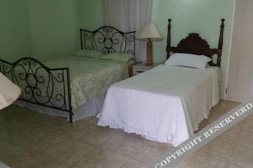 Chateau De La Rose Hotel Montego Bay