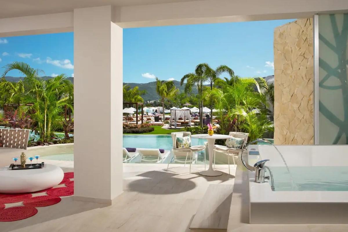 Breathless Resort 5*