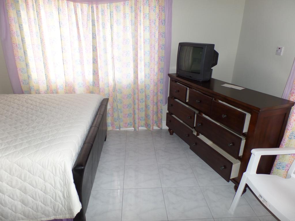 The Royal Kensington 4 Montego Bay