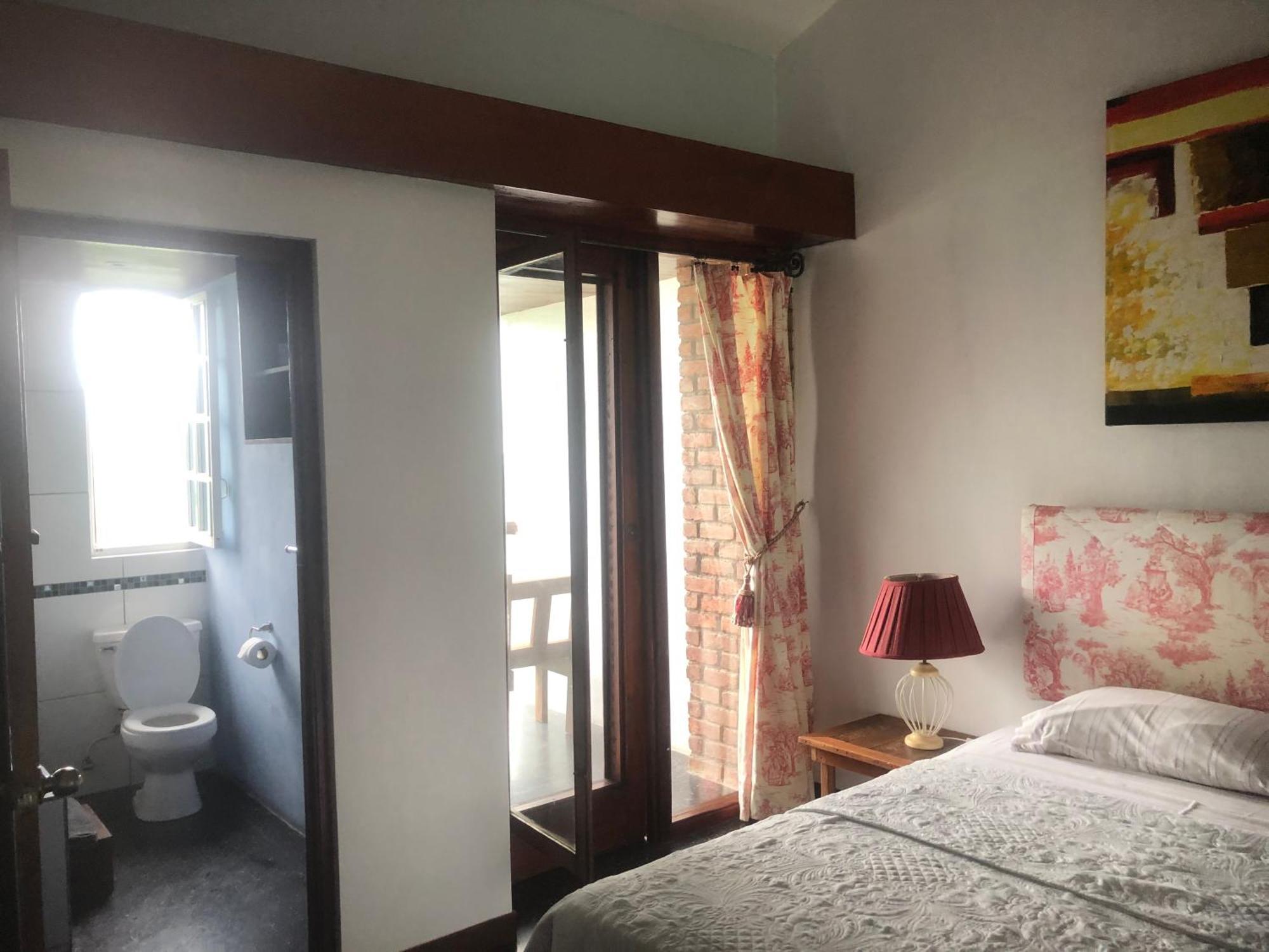 Tranquility Estate Bed & Breakfast Kingston