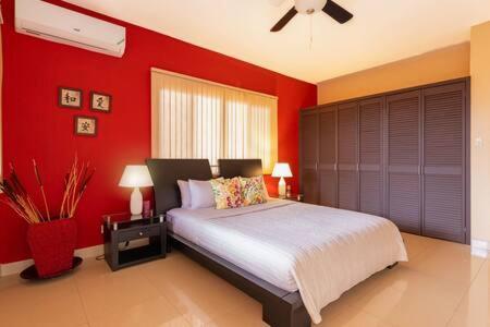 Hospitality Expert Stonehenge - 5br Mansion Villa