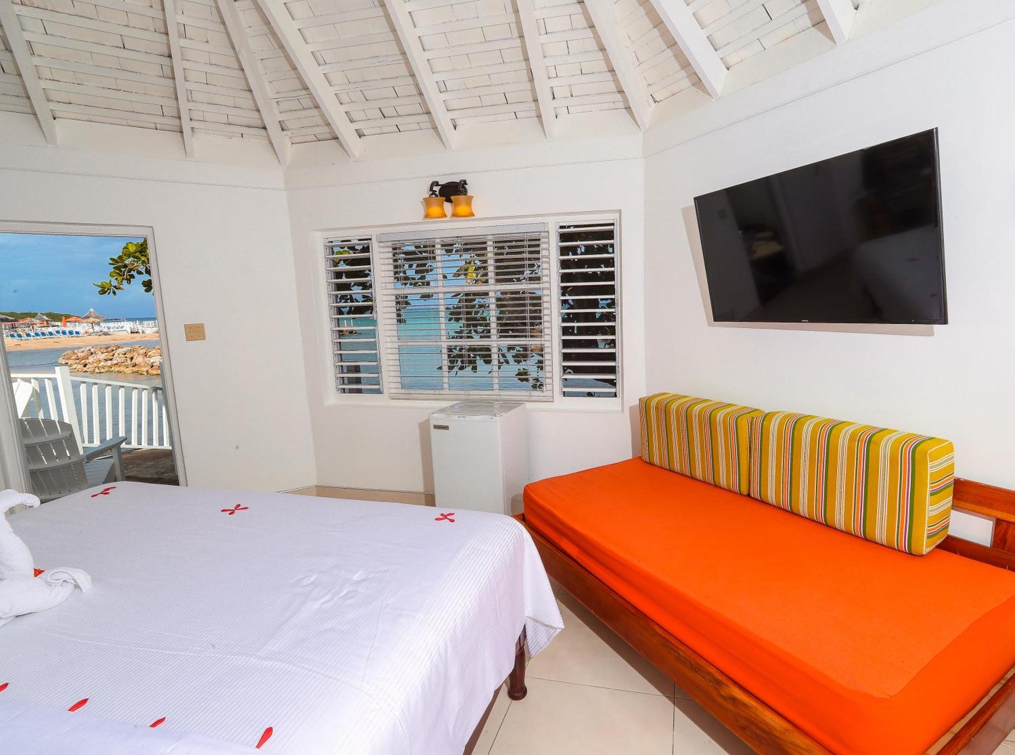 Decameron Club Caribbean Runaway Bay, Ramada
