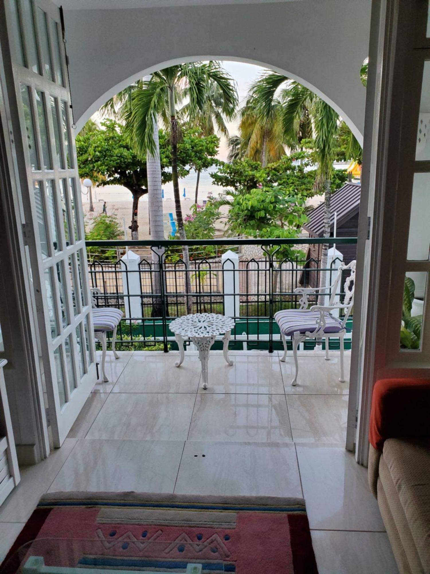 Aparthotel Sandcastles Resort,