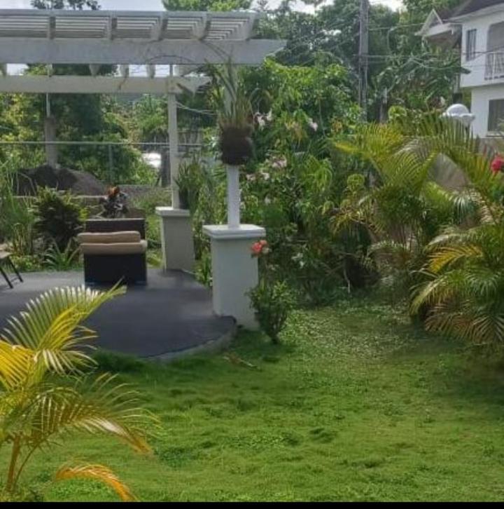 Grace Garden Bed & Breakfast *