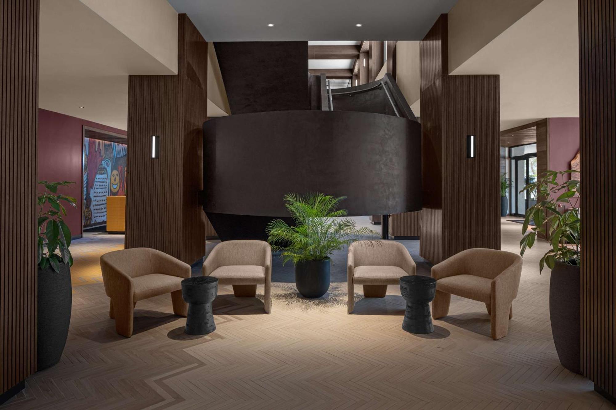 Hotel Rok Tapestry Collection By Hilton 4*