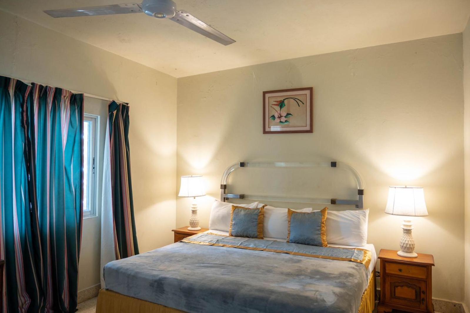 Ocean View King At Sahara Montego Bay