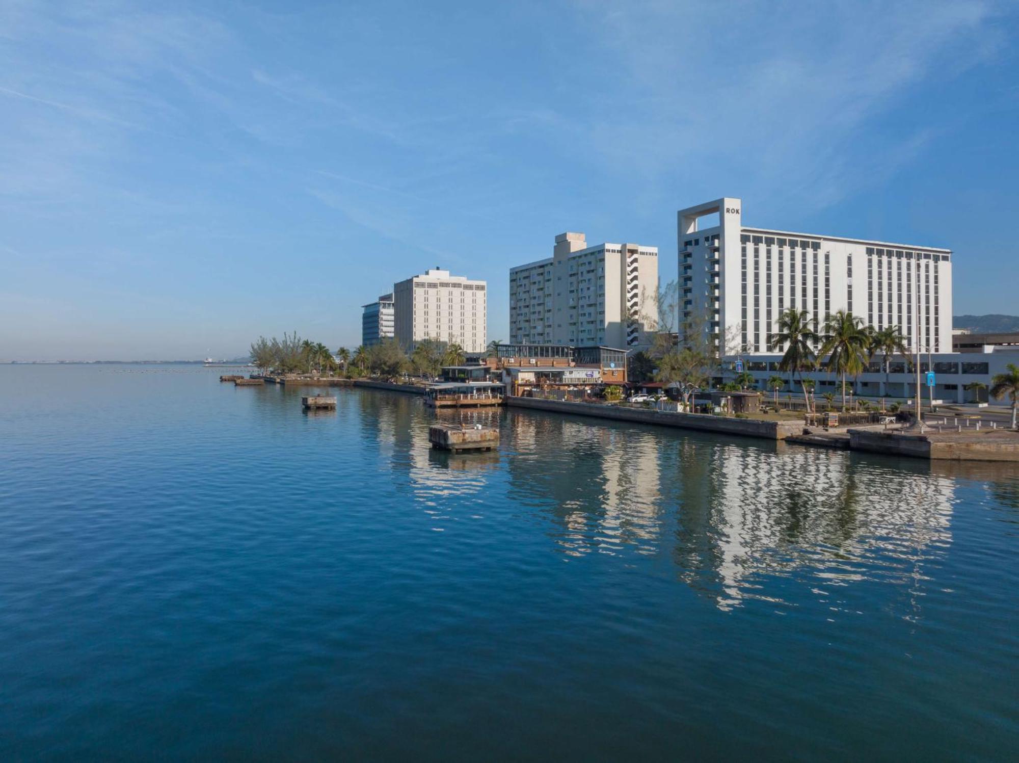 Rok Tapestry Collection By Hilton Hotel Kingston