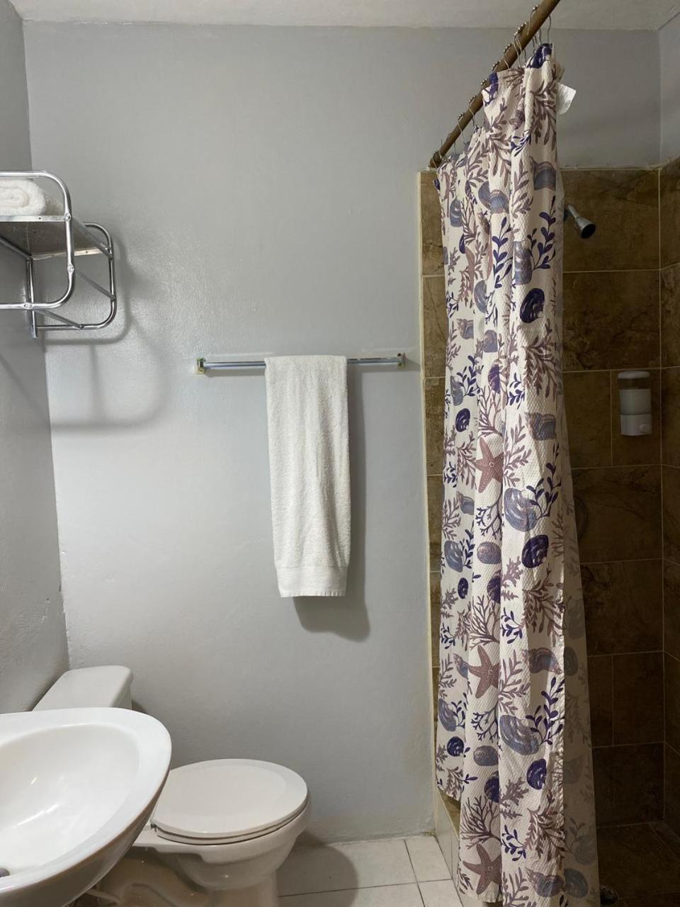 Suncress Bed & Breakfast
