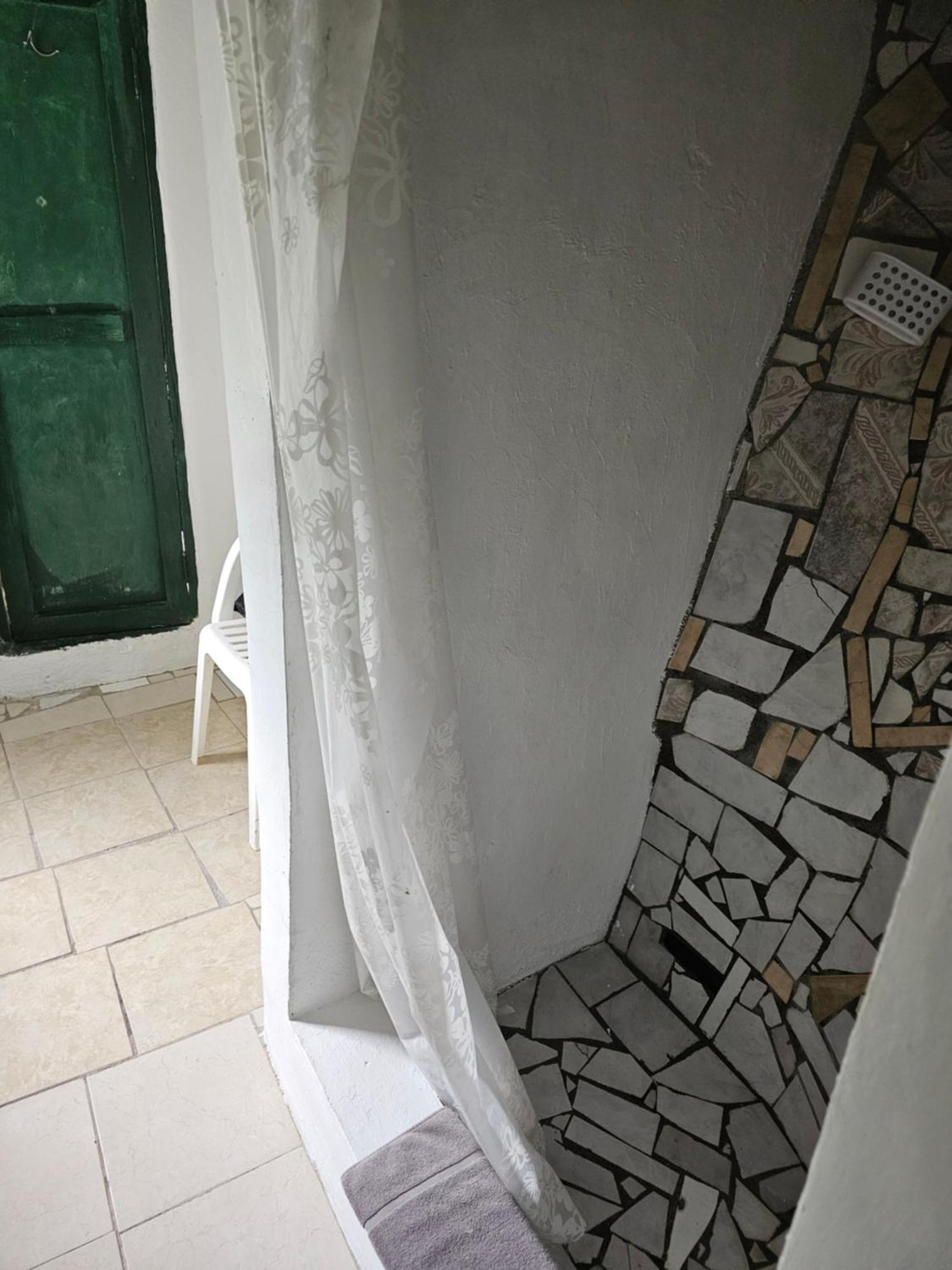 Valley Guest house *