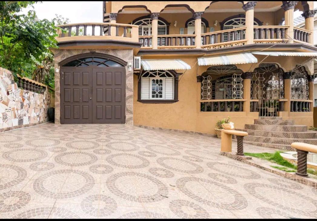 Guest house Cambridge Mi Casa Ur Casa With Pool And Access Runaway Bay