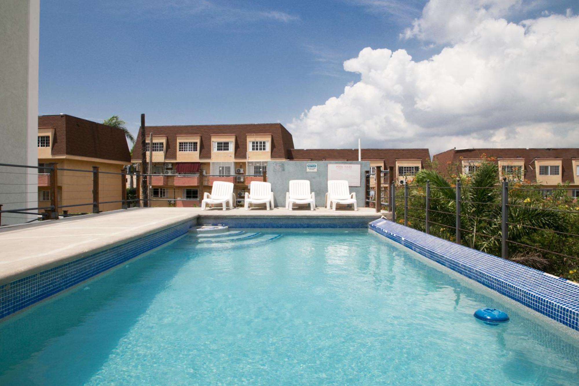 Choose To Be Happy At Brompton Estates - One And Two Bedroom With Pool Kingston