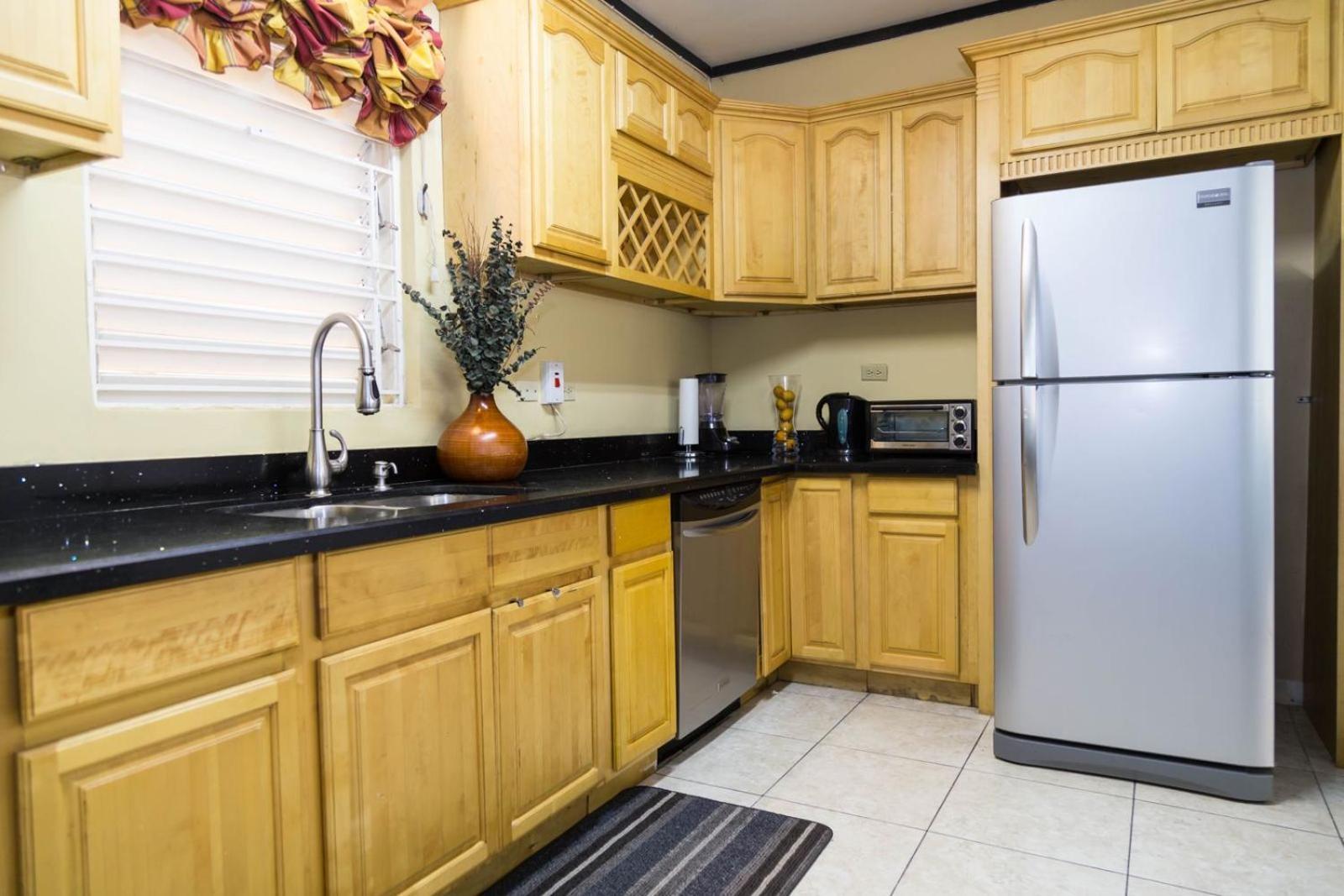 Guest house Secluded Retreat In White River - *