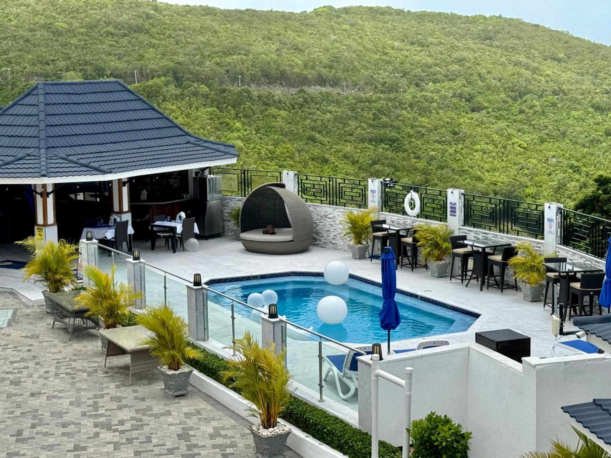 Hospitality Expert Bts 4 - Pool & Bar Inn *