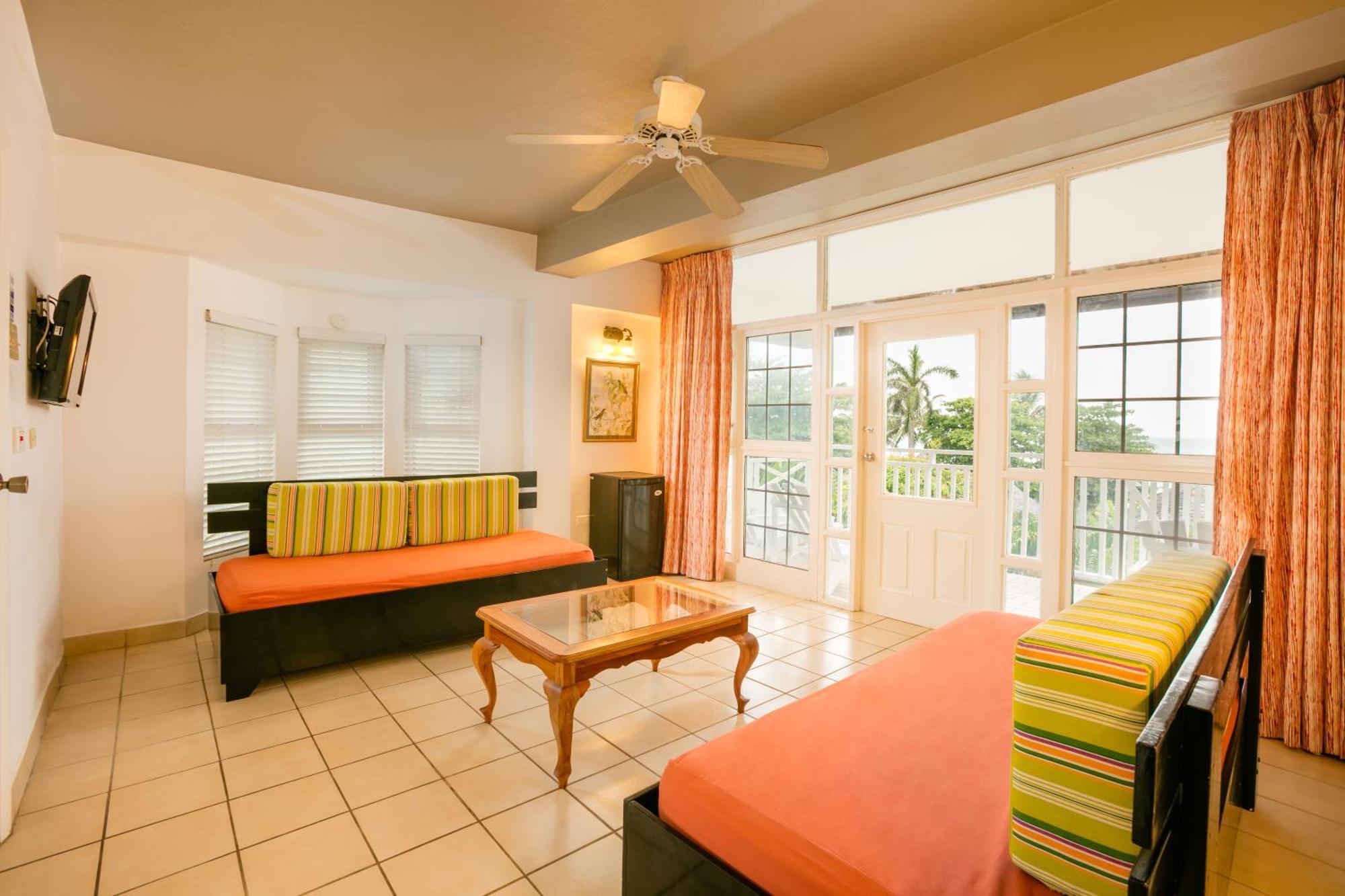 Decameron Club Caribbean Runaway Bay, Ramada Runaway Bay