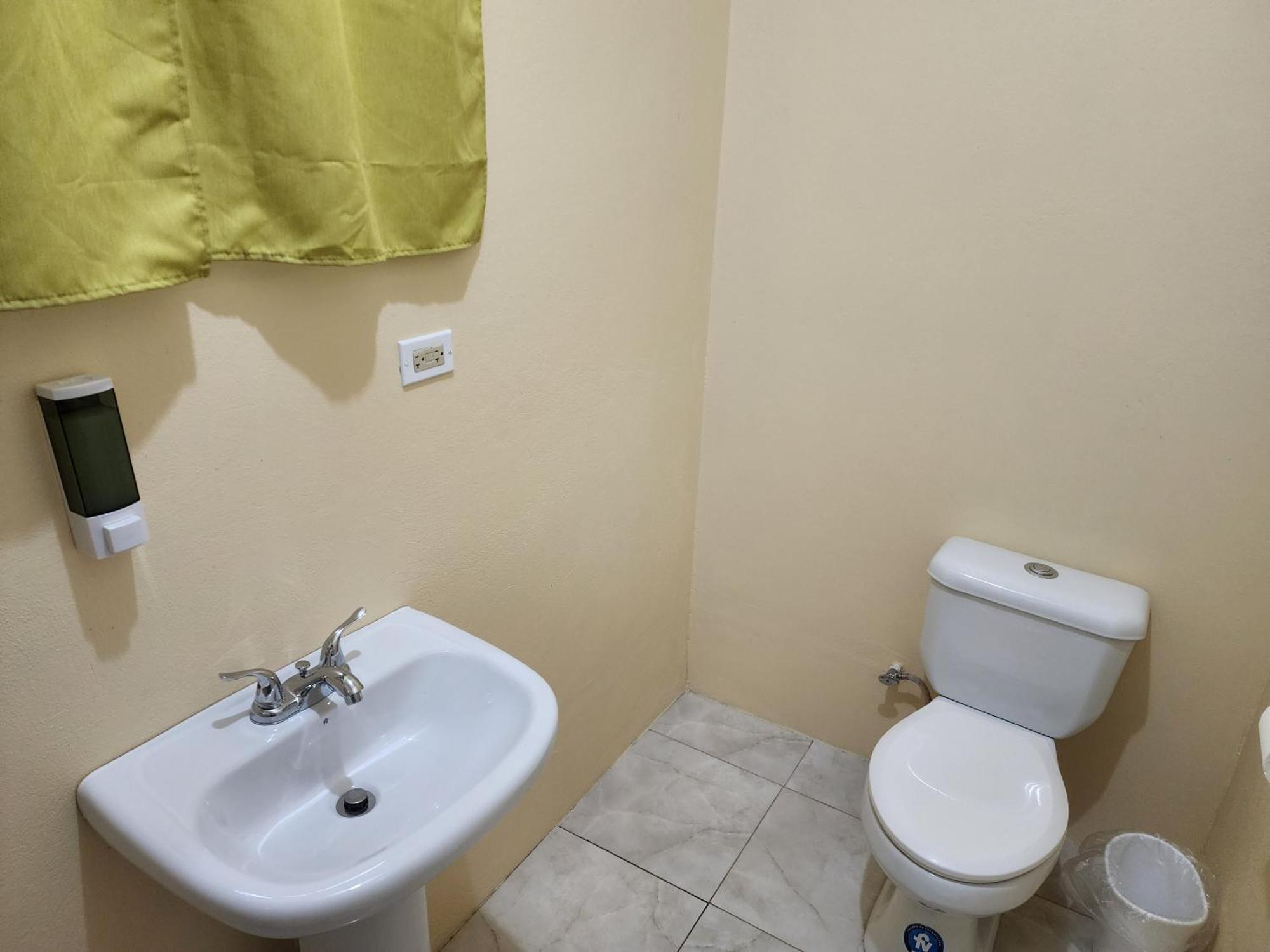 Hostel Viva Violas