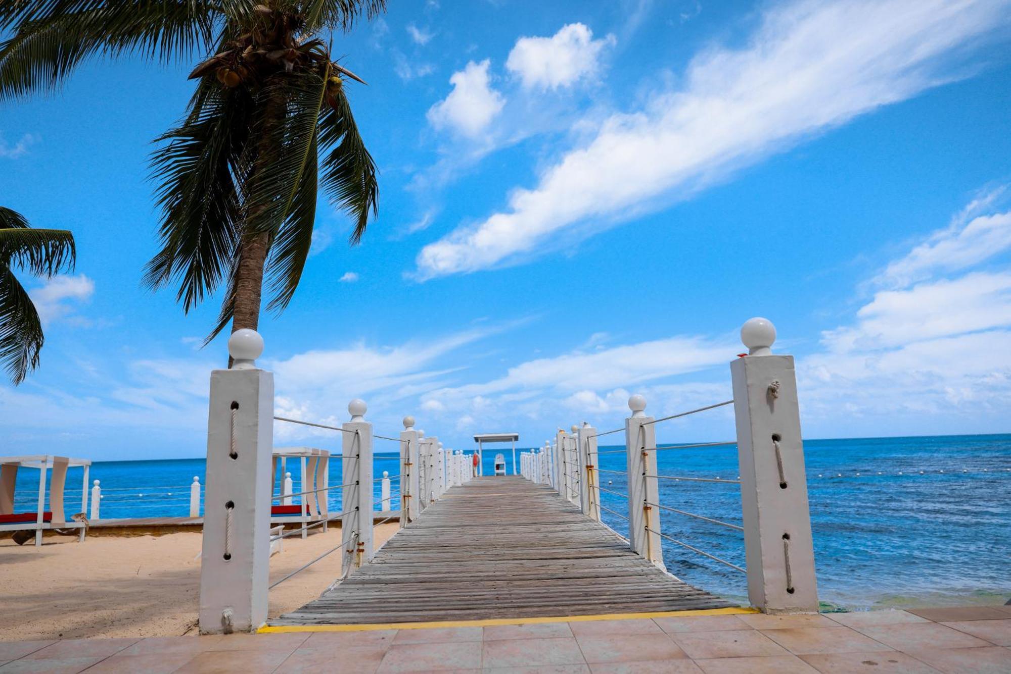 Resort Grand Decameron Montego Beach, A Trademark Montego Bay