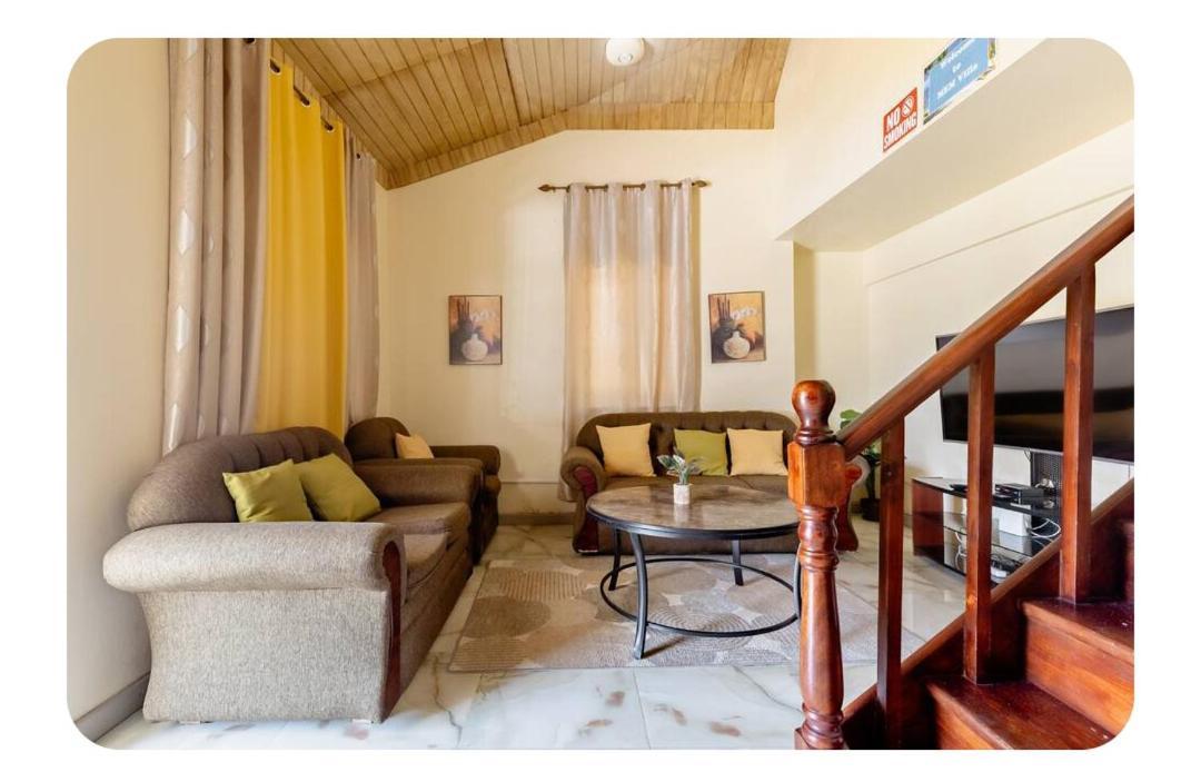 Bed & Breakfast Irie Getaway 3 Bedroom 3 Bathroom *