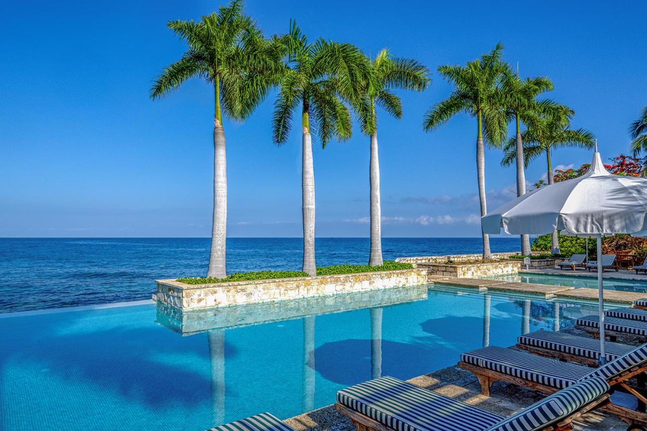 Resort Round Hill & 5*