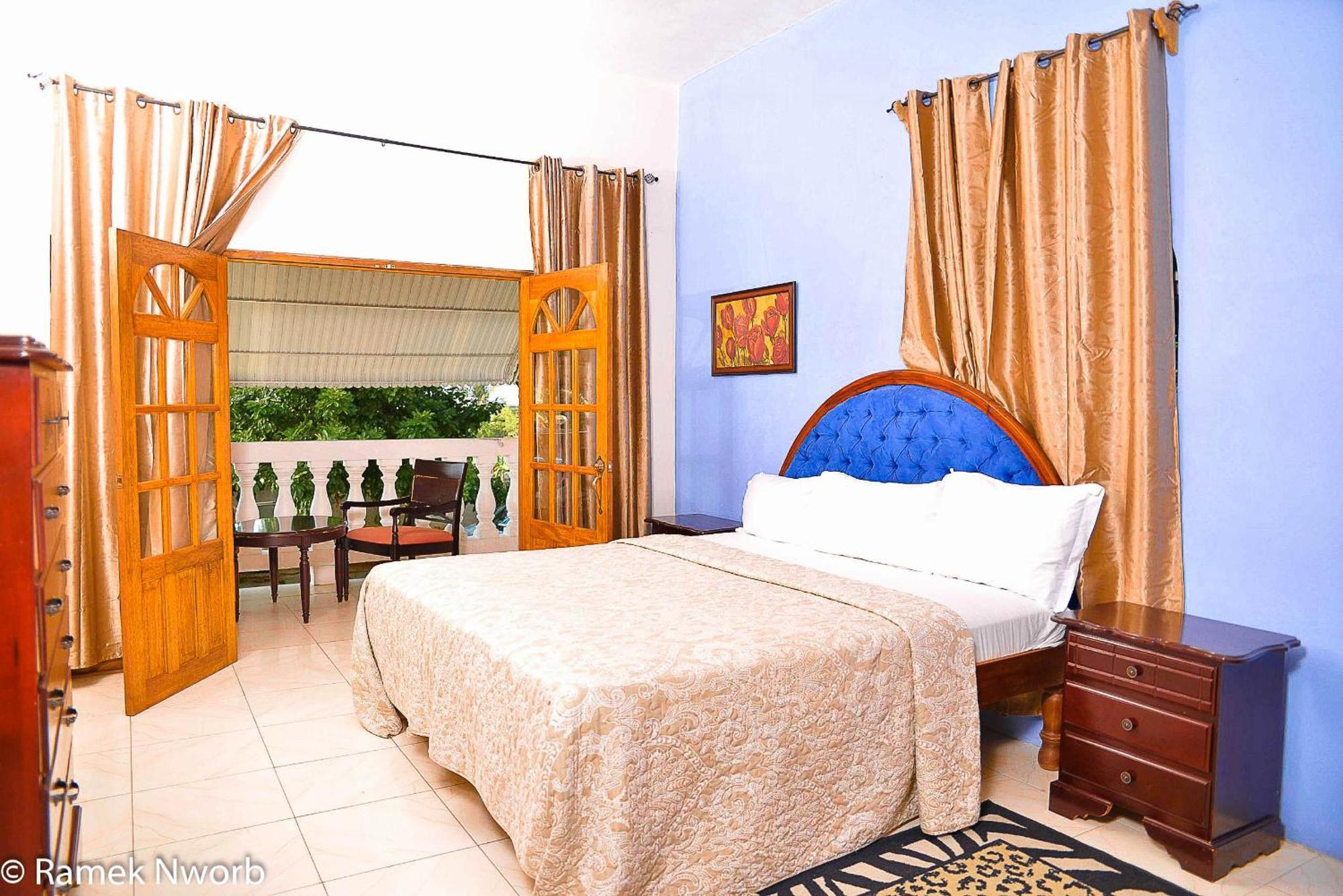 Chateau Margarita Ja Guest house *
