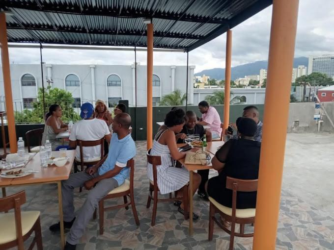 Bed & Breakfast Pogas Limited Kingston