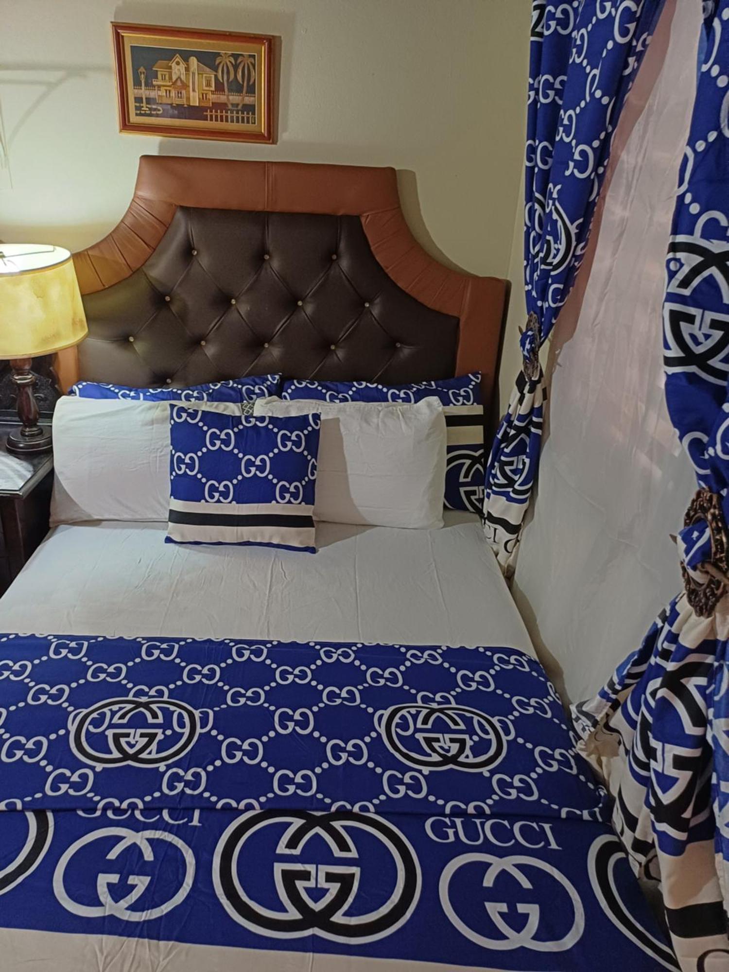 Barbican Cozy Flat At Dillsbury Bed & Breakfast