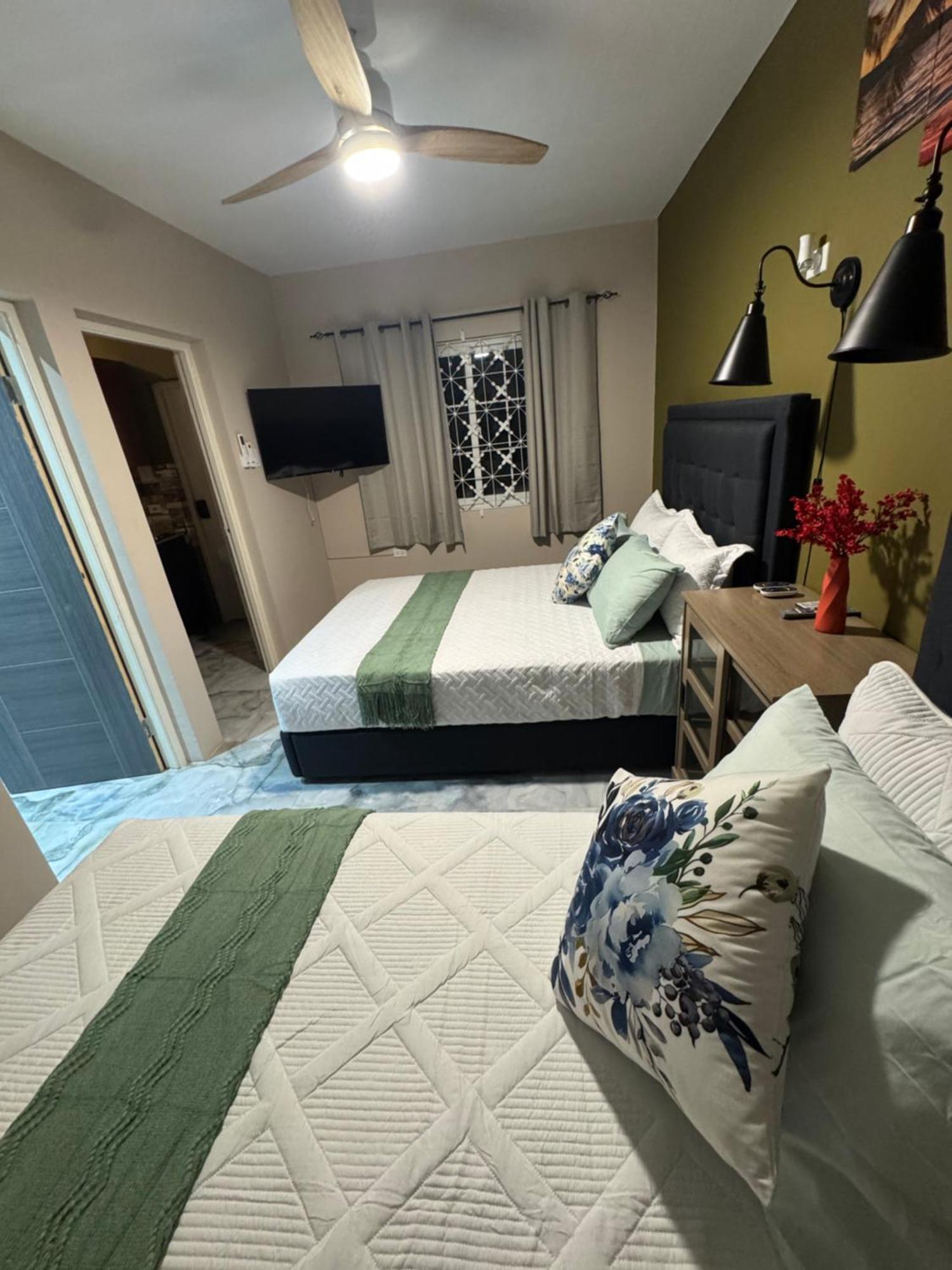 Guest house Sunlandvilla Portmore