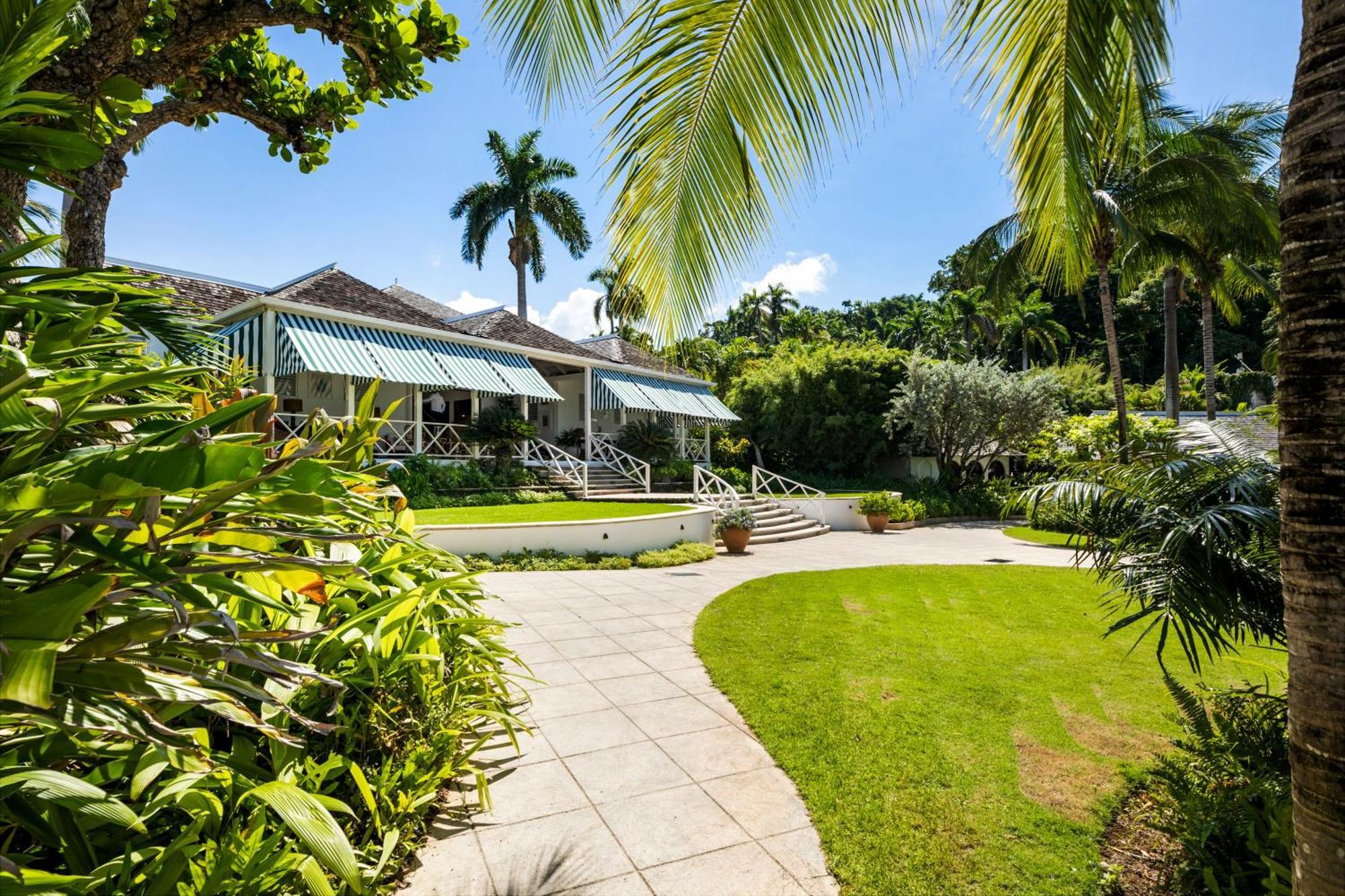 Resort Round Hill & Montego Bay